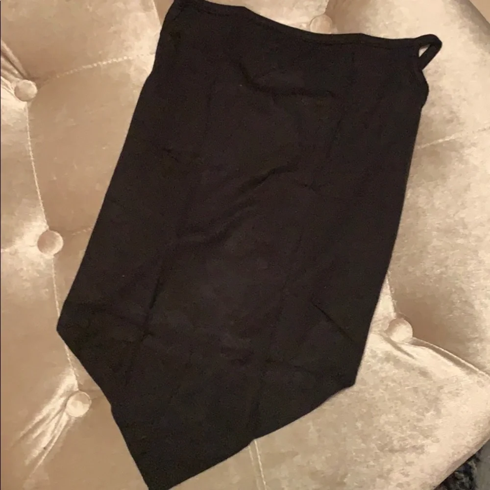Bandana or scarf style black face mask, pull up